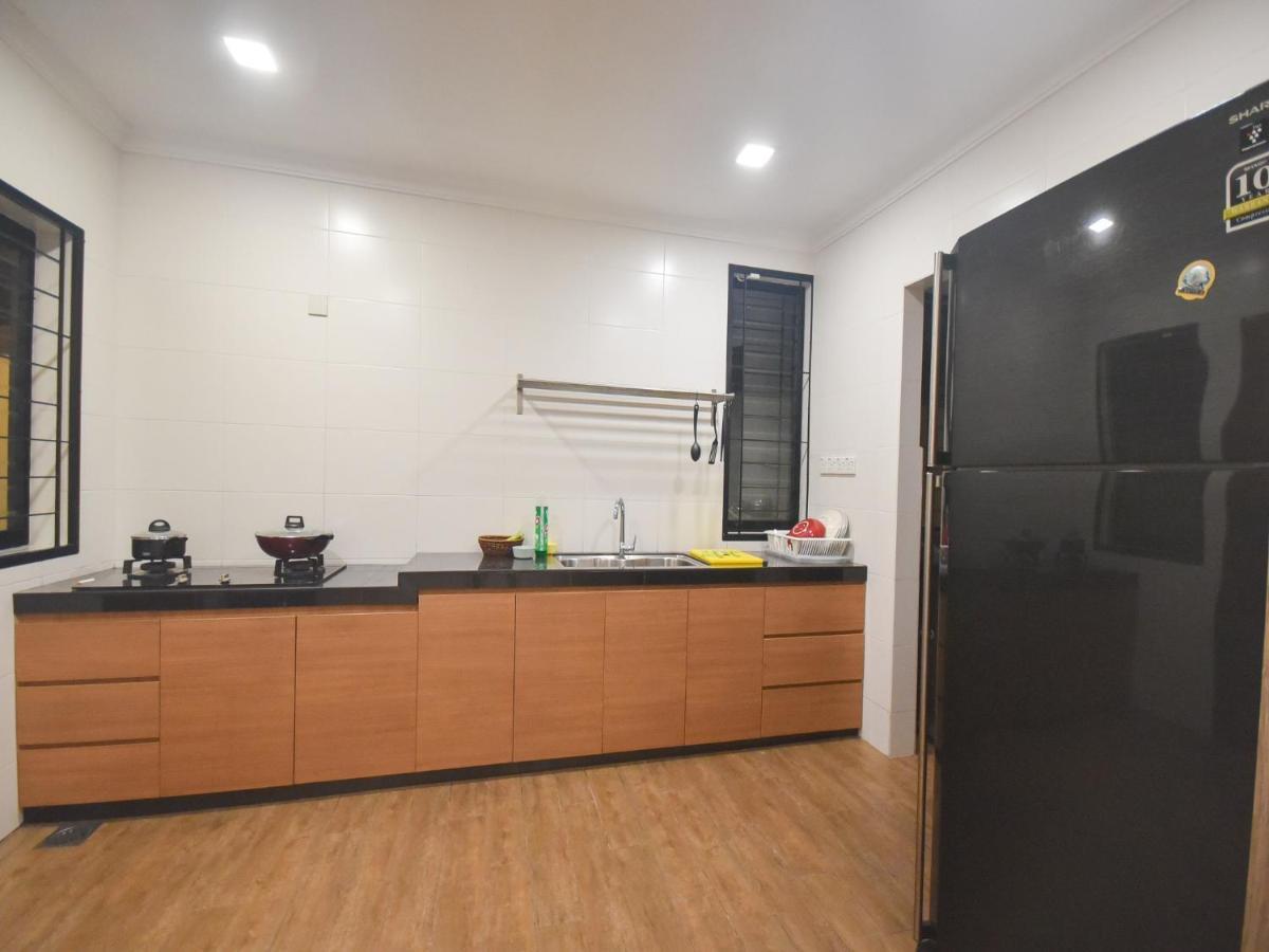 Jb Luxury Bungalow By Nest 10 Pax * Johor Bahru